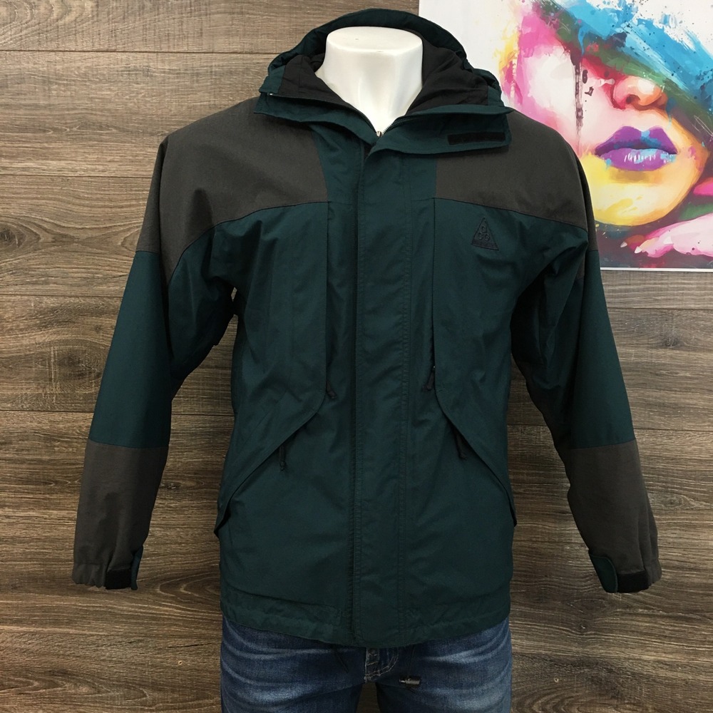 Nike ACG Waterproof Rain Jacket Hooded Outdoor Coat Green Gray Small